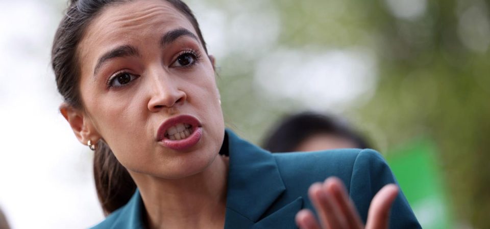 this-fake-alexandria-ocasio-cortez-twitter-account-is-quite-hilarious