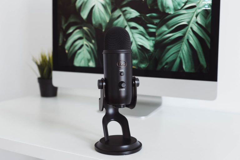 from-passion-project-to-multi-6-figure-business:-how-i-grew-and-monetized-my-podcast
