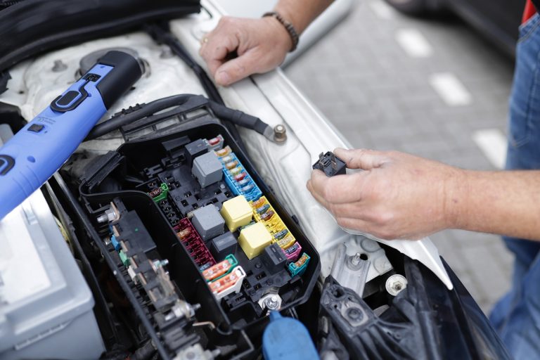 how-to-promote-automotive-products-company-on-social-media