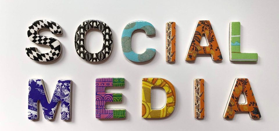 5-ways-local-banks-can-use-social-media-to-attract-customers