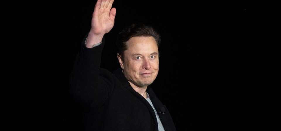 elon-musk’s-twitter-rebrand-sets-stage-for-everything-app-‘x’-to-takeoff,-experts-say—here’s-how
