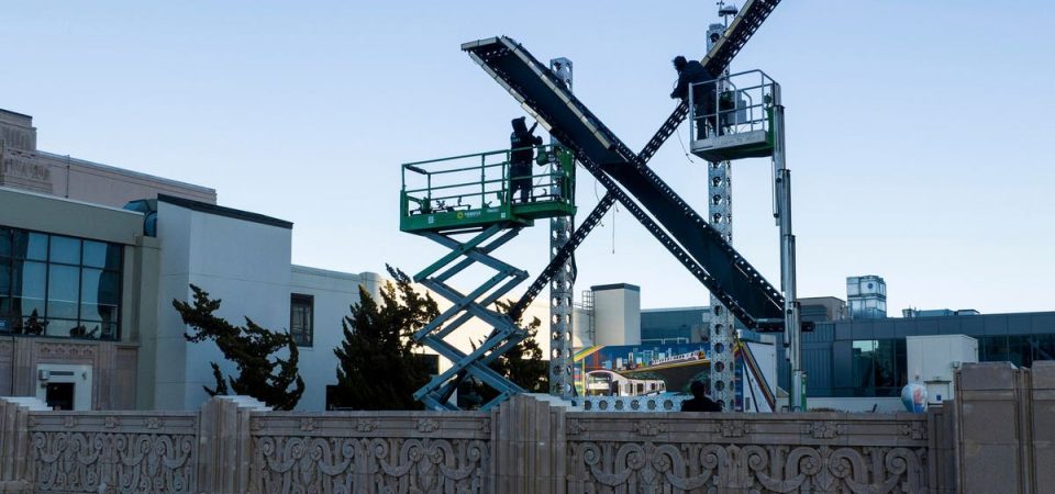 twitter-hq-landlord-paid-san-francisco-over-$4,000-in-fees-after-musk’s-team-installed-‘x’-sign-on-roof