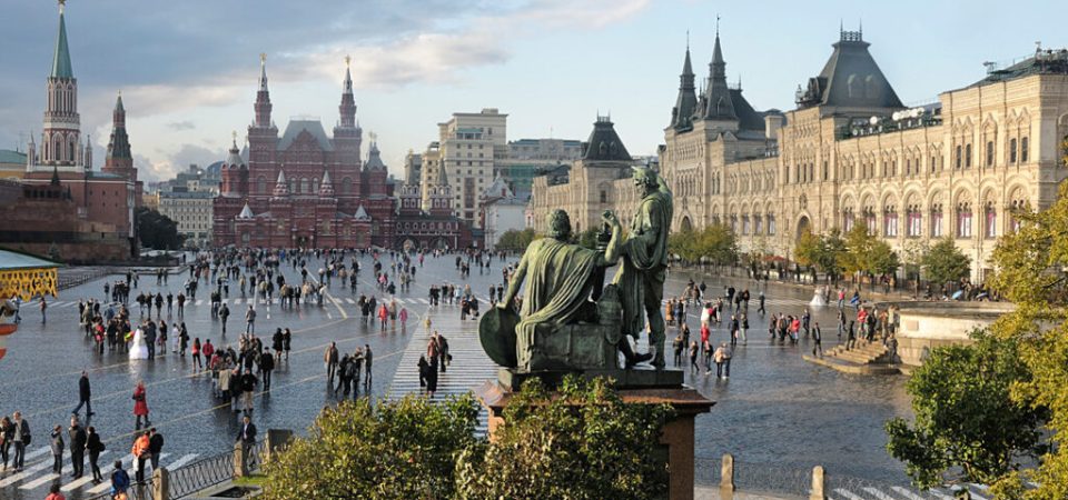 Russia’s Social Media Propagandists Turning On The War