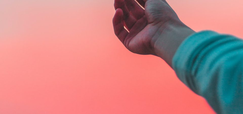 4 Ways to Use Social Media to Research Potential Vehicles