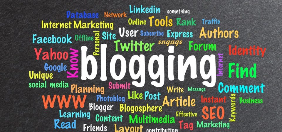 The Pros and Cons of Social Media for IT Professionals
