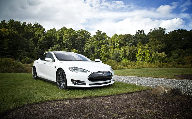 Eco-Friendly Excellence: A-1 Auto Transport Leads the Charge with Electric Auto Transport Services