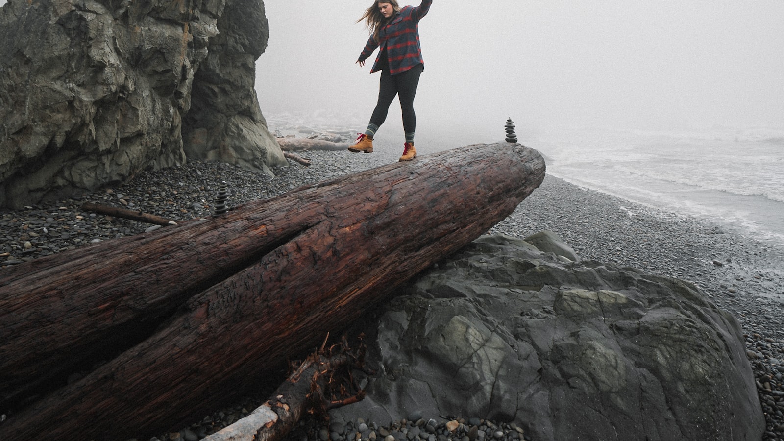 Balancing Quantity and Quality in Goal Setting